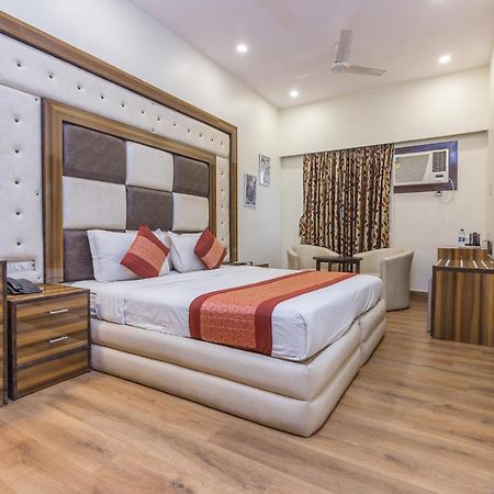 Rupam Hotel Delhi  Esterno foto