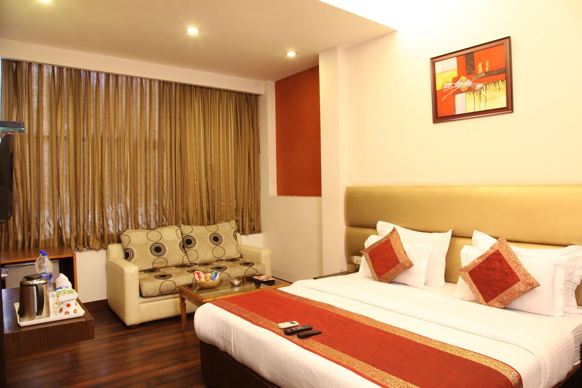Rupam Hotel Delhi  Esterno foto