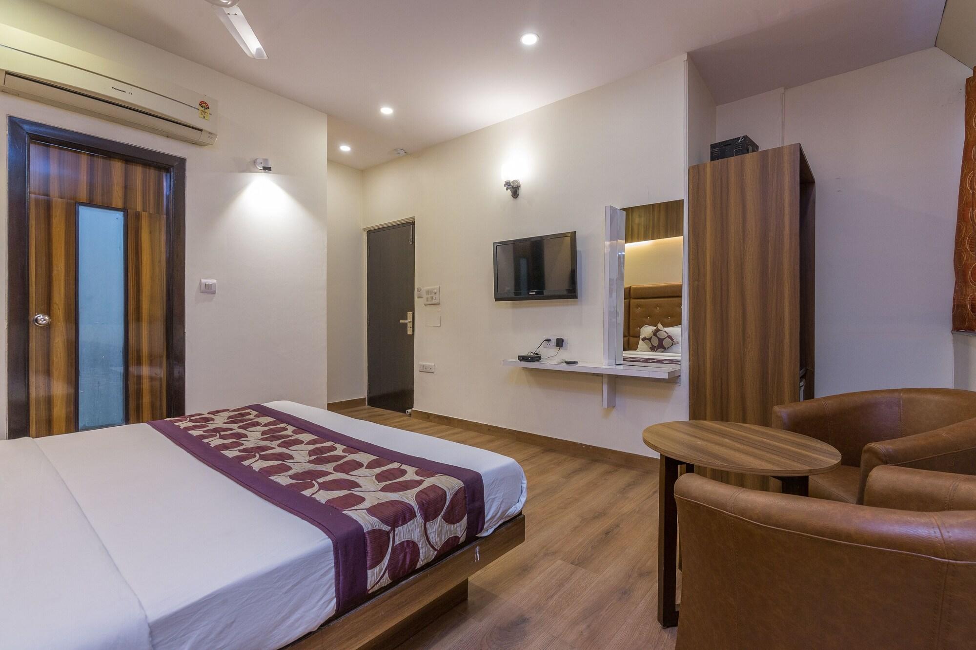 Rupam Hotel Delhi  Esterno foto
