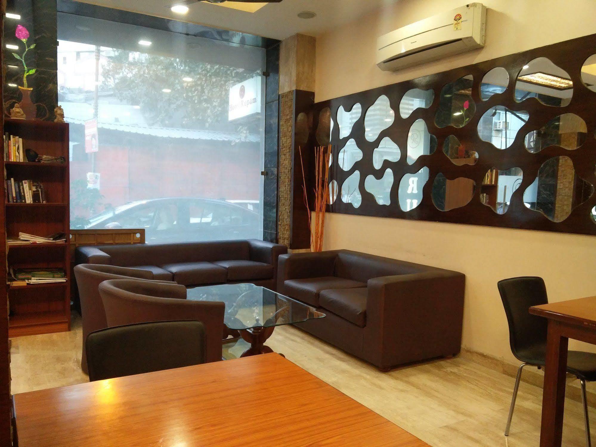 Rupam Hotel Delhi  Esterno foto