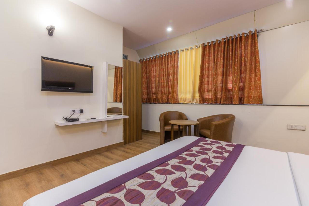 Rupam Hotel Delhi  Esterno foto