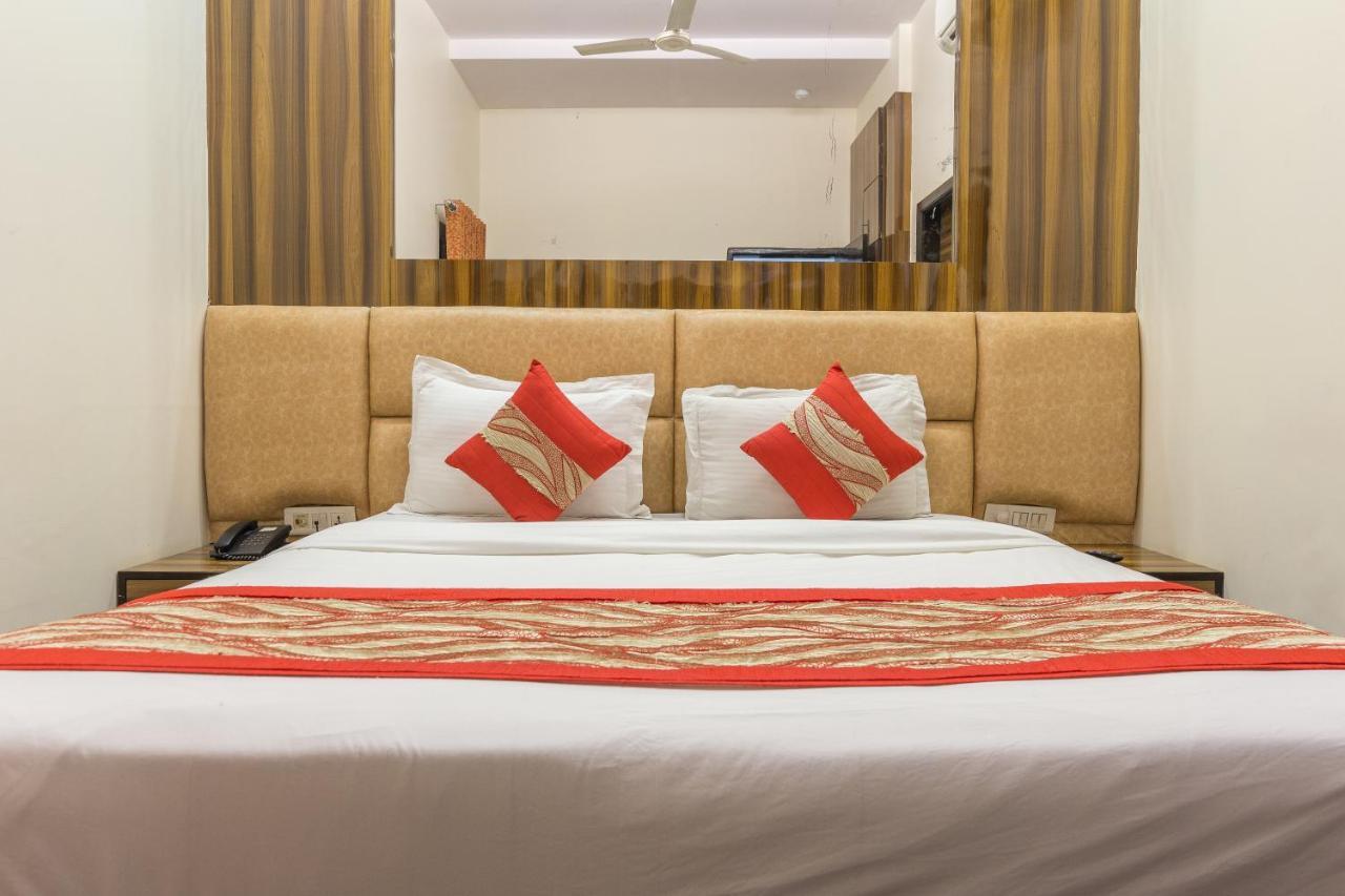 Rupam Hotel Delhi  Esterno foto