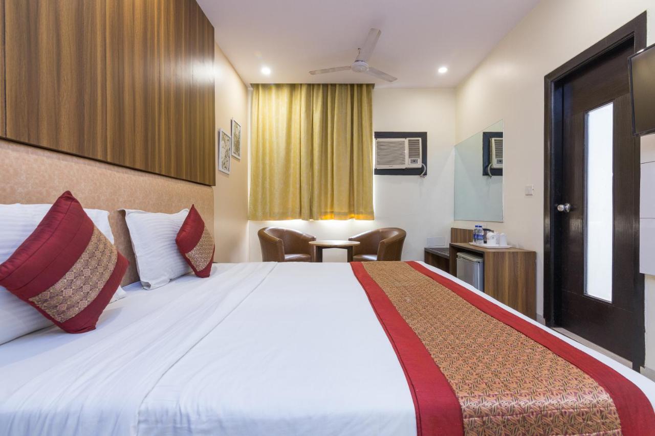 Rupam Hotel Delhi  Esterno foto